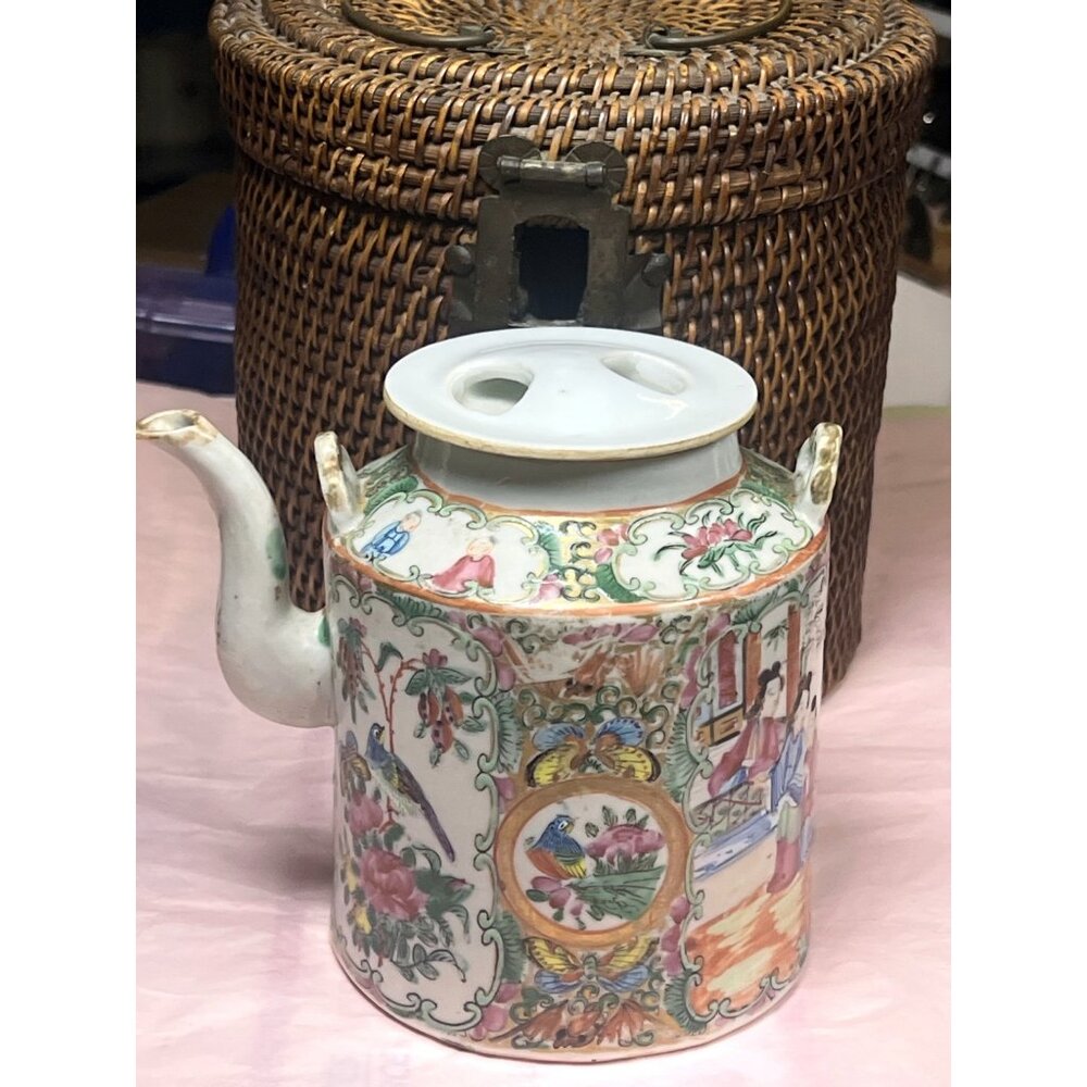 Antique Chinese Canton Famille Rose Porcelain Teapot With Lid & Hand-Painted Sce